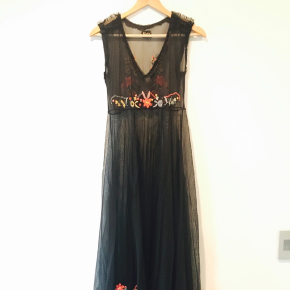 Biya vintage bouquet dress - Picture 3 of 8